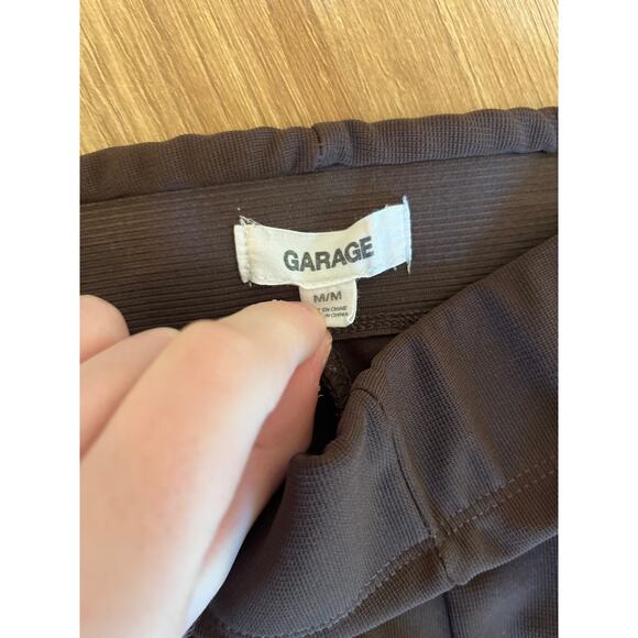 Garage Pull-On Knit Flare Leg Pants Size Medium Brown Seaming Down Legs Stretch - Picture 3 of 8